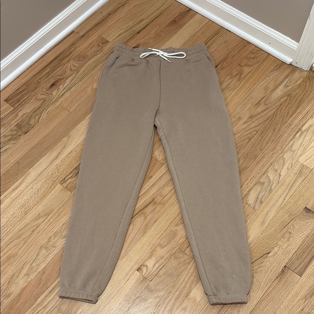 Women’s Tan Jogger Pants